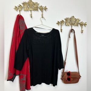 Cable &Gauge tunic black sweater Xl/1X ptp 24”